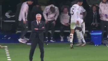 Lo que ocurrió en el banquillo del Madrid tras el cambio de Bellingham: la tensión se puede cortar con un cuchillo