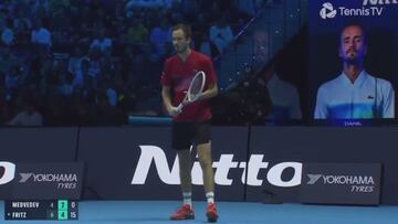 Medvedev mancha al tenis con este nuevo ‘show’ bochornoso