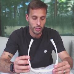 Los lentes especiales de Sergio Canales que lo hacen el mejor de la Liga MX