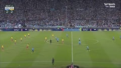 El golazo de Uruguay desde el saque de centro en el minuto 101 para ganar: más épico, imposible