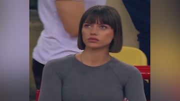 La enfocan durante un partido y se hace viral al instante: de 100 seguidores a 100 mil