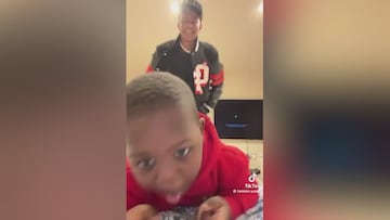Lamine Yamal rompe TikTok junto a su hermano con un vídeo que en 2 horas lleva... ¡5M de visitas!