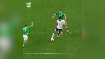 Inglaterra presume de esta acción de Bellingham a cámara lenta que es una joya audiovisual: deléitense