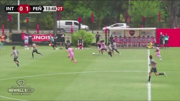 El hijo de Luis Suárez se hace viral marcando un gol: es la copia de su padre