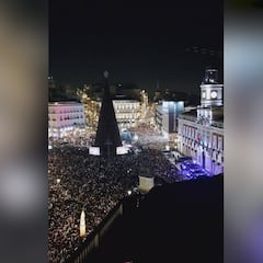 El encendido de las luces de Navidad desde una azotea en la Puerta del Sol: tremendo