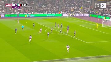 Esta asistencia de Carlos Soler es para quitarse el sombrero: De la Fuente, no le pierdas la pista