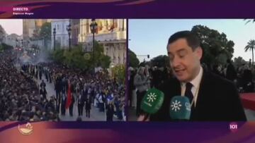 Se dejan un micro abierto en la TV de Andalucía y critican al presidente Juanma Moreno en directo