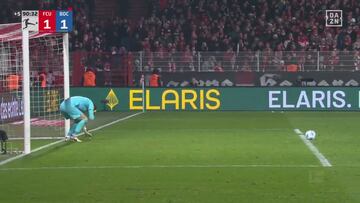 Un mecherazo a toda velocidad deja KO al portero del Bochum y suspende el partido