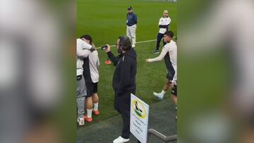 Captan el reencuentro de la plantilla del Madrid con Joselu: deben ver lo de Rüdiger