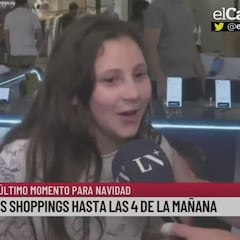 Le preguntan a una niña qué le pidió a Papá Noel y la periodista le tiene que cerrar el micro: de no creer