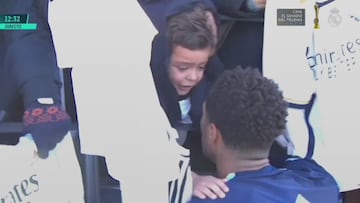 Pelos de punta con Bellingham y este niño: momentazo épico en Valdebebas