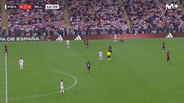 Relaño lo definió como “hacer el mamarracho”: el gesto que inició el pique Maffeo-Vinicius fue muy feo