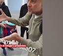 La lección de Guardiola a unos jóvenes ‘caza autógrafos’ que se ha hecho viral en Inglaterra