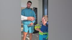 Es un grande por cosas como esta: precioso lo de Alcaraz con este niño