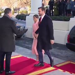 Kamala’s strained greeting: VP shows visible tension meeting JD and Usha Vance at the White House