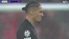 El gol de Raphinha va a dar la vuelta al mundo: puede ser el gol más tonto de siempre en Champions