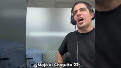 Andrés Vaca lanza albur en plena transmisión y por poco le gana la risa