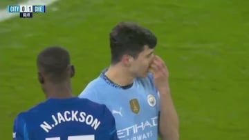 ¿Qué hubiese hecho Diego Costa? Khusanov la lía en su debut y vean lo que le hizo Nico Jackson