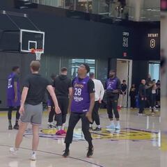 Doncic se estrena con los Lakers y hace esta locura ante LeBron: va a ser histórico