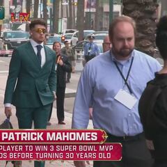 Mahomes rocks Eagles’ midnight green suit: a playful pre-Super Bowl nod to Philly