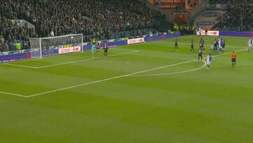 Cuando parece que está todo inventado en el fútbol, llega este córner en la segunda división inglesa: es inédito