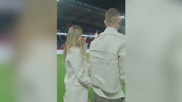 El PSG le organiza a Lucas Hern¨¢ndez la ¡®gender reveal party¡¯ m¨¢s original: ni se lo pod¨ªa creer
