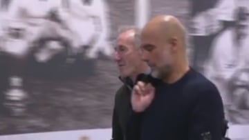 Todas las miradas puestas en él y no defraudó: la entrada de Guardiola al Bernabéu la tienen que ver