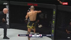 Está dando la vuelta al mundo: el luchador de un solo brazo vuelve a conseguir un KO brutal