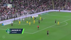 Tremenda la mala suerte de Nacho: el desafortunado gol en propia del ex-madridista