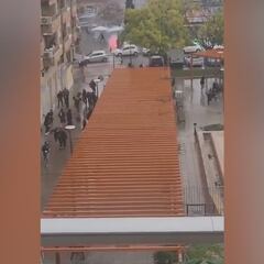 Lamentable escena en Alicante: batalla campal entre ultras del Hércules y el Recreativo