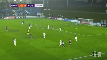 El drama que no cesa: increíble el gol que concedió el Madrid al Barça a los 2′