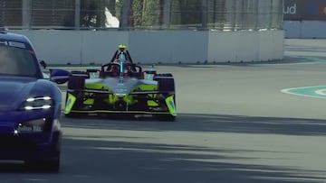 MrBeast se sube en un Fórmula E y se accidenta a las pocas curvas: el sonido del golpe es tremendo