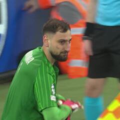 Años siendo el señalado para llegar a esto: la polémica cara de Donnaruma cuando paró a Darwin