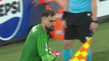 Años siendo el señalado para llegar a esto: la polémica cara de Donnaruma cuando paró a Darwin