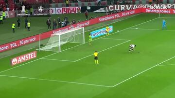 Ya había pasado: el precedente casi idéntico al penalti de Julián que dejó KO a River Plate