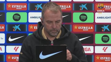 Faltaba él por pronunciarse y dio un clínic de señorío: Flick y el polémico penalti de Julián