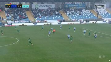 Polonia, -5 grados y un gol directo al ‘Puskas’: del frio más helado a calentar un estadio entero