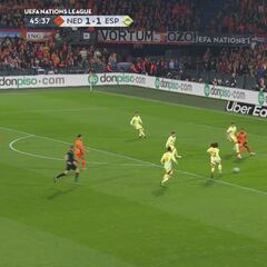 Es normal que muchos lo quieran en el Madrid: vean lo que hizo Frimpong para ‘romper’ a España