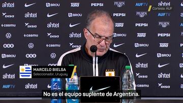 Mucha gente dice que es un ‘palo’ otros creen que es un halago: Bielsa pone patas arriba Argentina