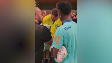 El detalle de Vinicius que enamora a Brasil: debería pasar más veces