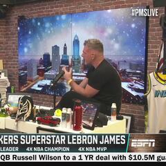 Lebron James takes a shot at KD and Curry: “They had to team up to beat me”