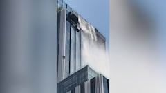Shocking footage: window cleaner hanging from swaying building during earthquake