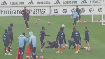 El gesto de Mbappé, Bellingham y Rüdiger que nadie entiende con Endrick y Vini en el centro del rondo: ya es viral en ‘X’