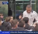 Mágico momento en Valdebebas: la reacción de los niños de La Fábrica cuando salió Mbappé