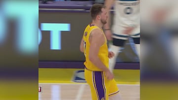 Doncic va tan sobradísimo que suelta esto en mitad de unos Playoffs después de un triple