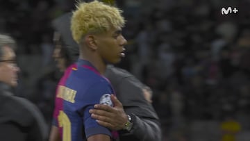 La escena de Lamine tras acabar su partidazo que va a enorgullecer a todos los culés