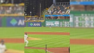 Chaos in Pittsburgh: fan falls off clemente wall during Pirates game