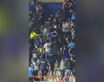 Bronca en el Estadio Hidalgo: Así fue la pelea entre aficionados del Pachuca y policías