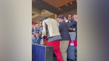 Wild footage: Travis Scott’s insane reaction in the presidential box after Barcelona vs Real Madrid