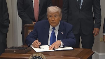 Furious Trump Scolds ABC reporter for asking about Qatar’s plane gift